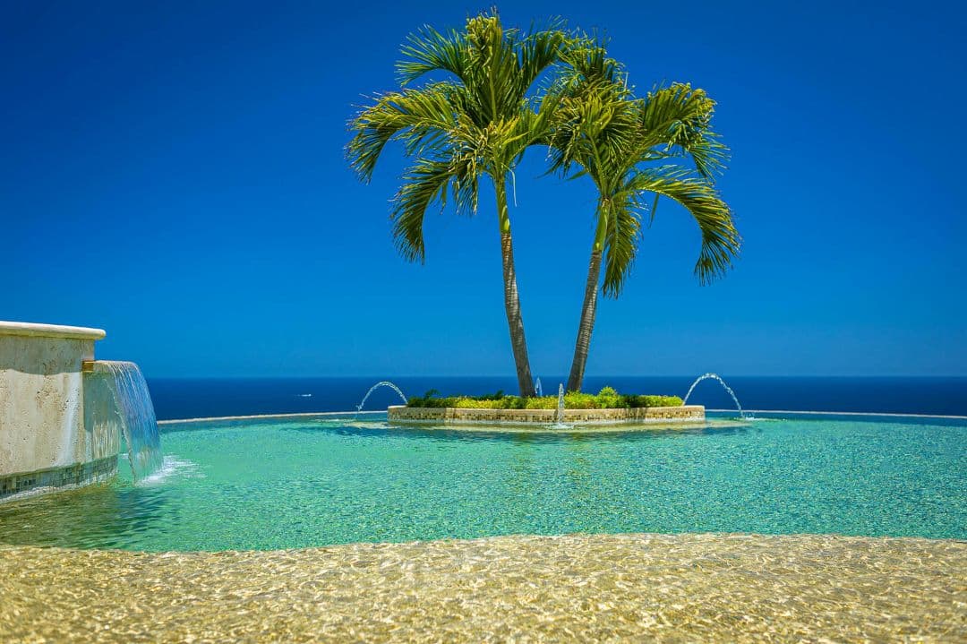 Luxury Poolside